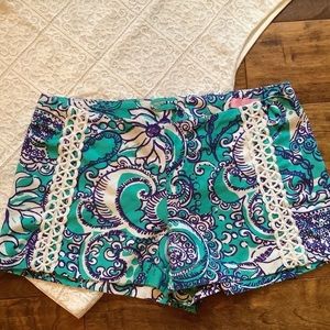 Lilly Pulitzer Shorts Green Blue White